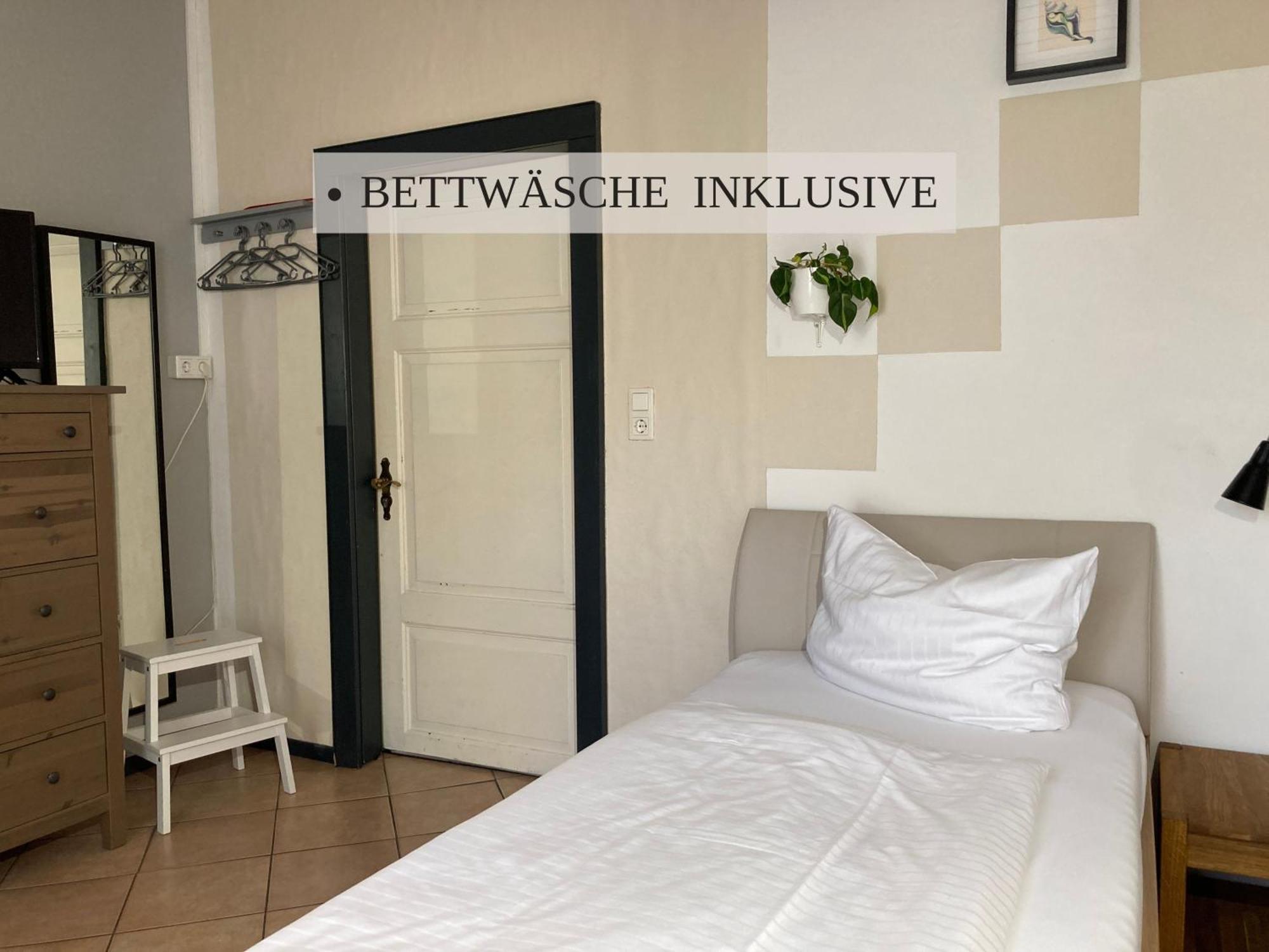 Haus Krabbe Apartments, Zentral Gelegen Im Idyllischen Nordseeort Zwischen Bremerhaven Und Cuxhaven, Hunde Kostenfrei Willkommen, Hauseigene Kostenfreie Parkplaetze Времен Экстерьер фото